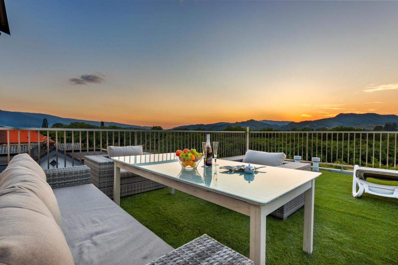 Contemporary Apartment With Rooftop Terrace In ماريبور المظهر الخارجي الصورة